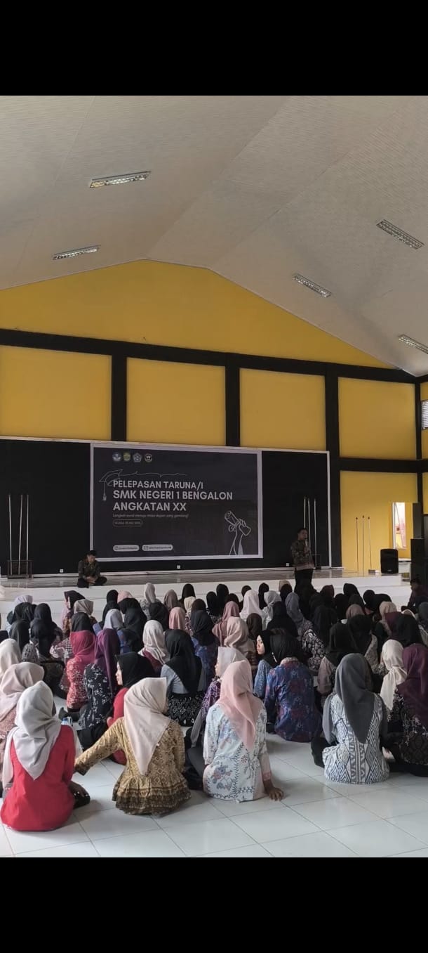 Meniti Sabar dan Hikmah: Jumat Rohani SMKN 1 Bengalon Bedah Kisah Nabi Musa & Khidir AS