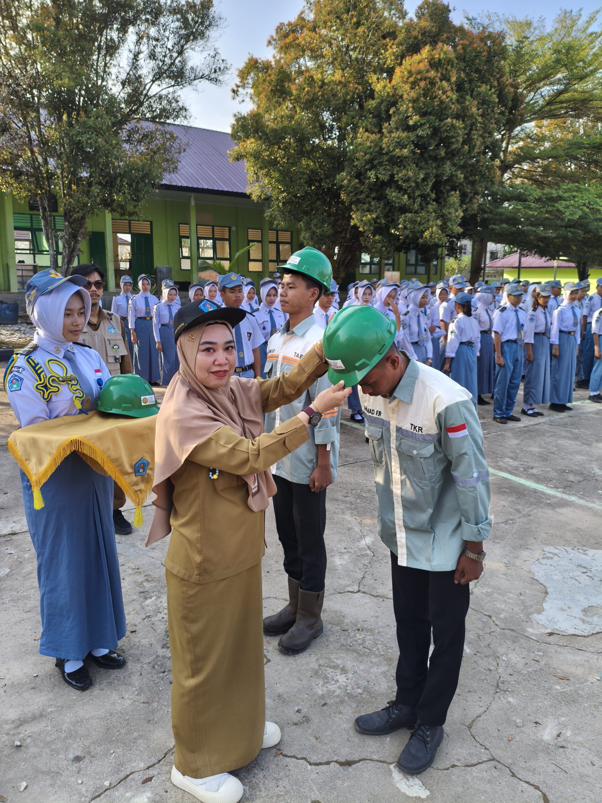 Siap Terjun ke Dunia Industri! SMKN 1 Bengalon Resmi Lepas 167 Taruna Kelas XII Ikuti PKL Periode 2026